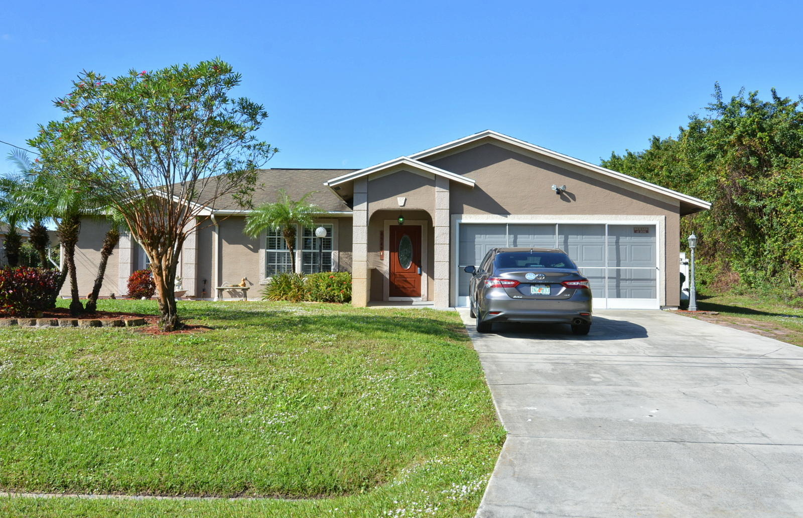 4542 Southwest Paley Road Port St. Lucie, FL 34953 - Photo 4 of 56 DSC_3043