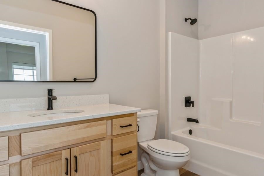 1106 High Rdg Trail Solon, IA 52333 - Photo 25 of 39 Gallery Image 25