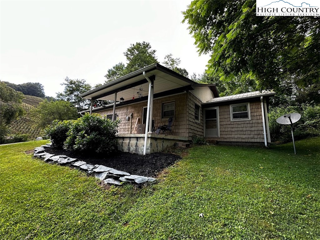 650 Roundabout Road Creston, NC 28615 - Photo 2 of 32 Gallery Image 2