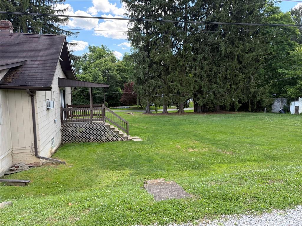 112 Schoolhouse Road Grindstone, PA 15442 - Photo 4 of 23