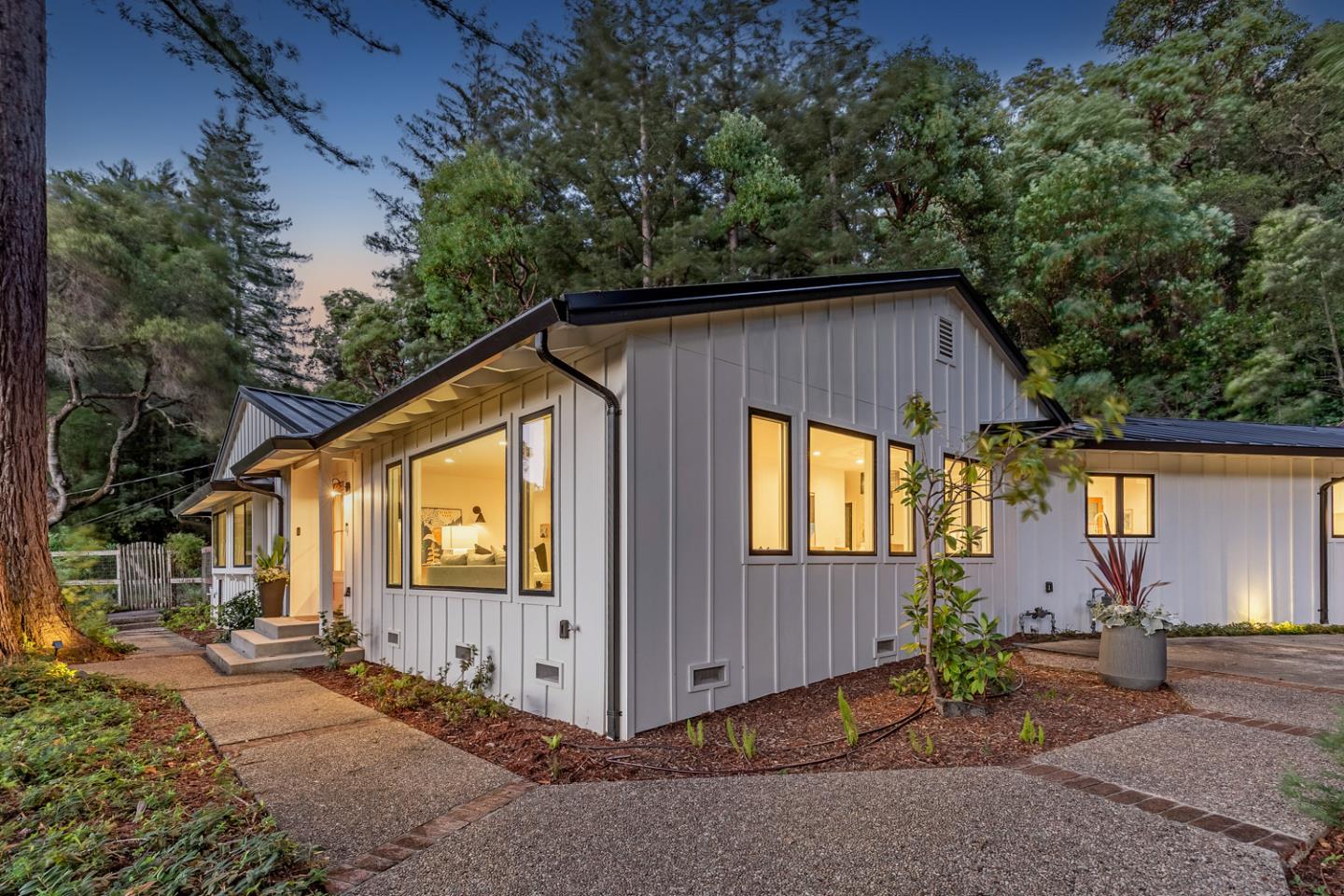 855 Patrol Road Woodside, CA 94062 - Photo 5 of 36
