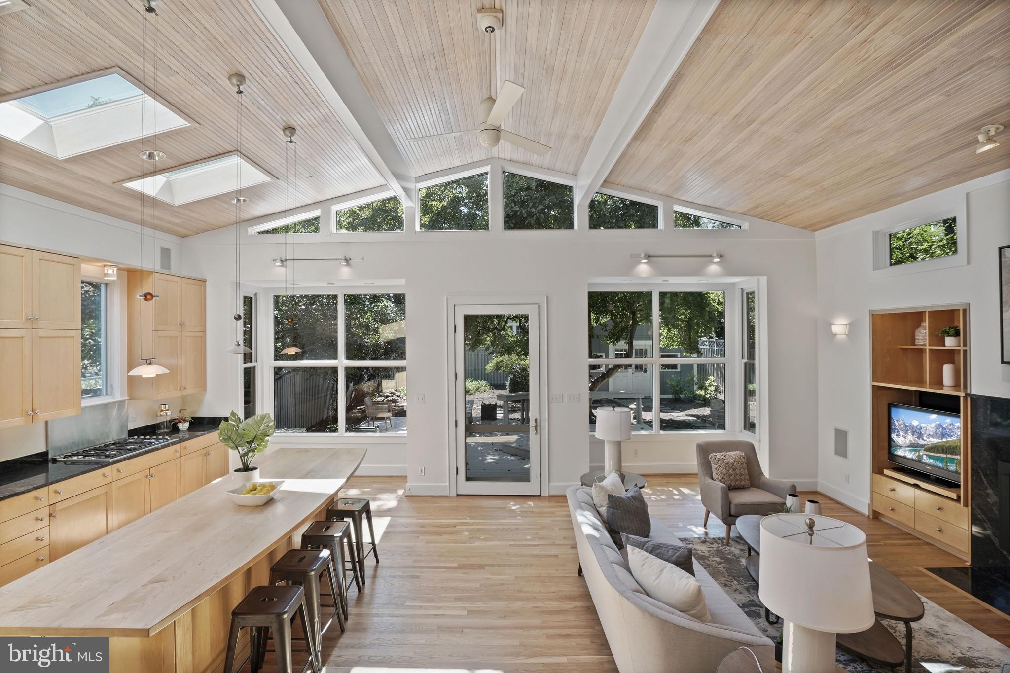 3454 Macomb Street Northwest Washington, DC 20016 - Photo 11 of 52