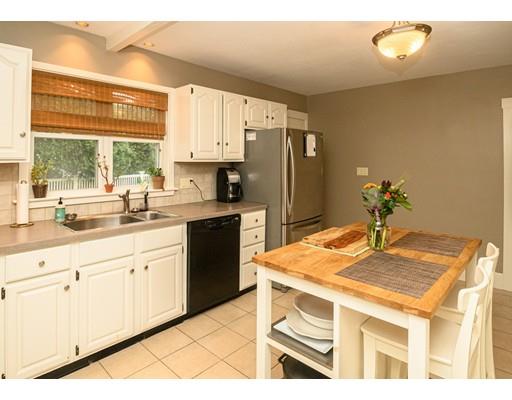 17 Melbourne Road Milton, MA 02186 - Photo 7 of 15 Gallery Image 7