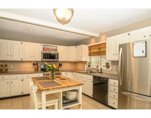 17 Melbourne Road Milton, MA 02186 - Photo 8 of 15 Gallery Image 8