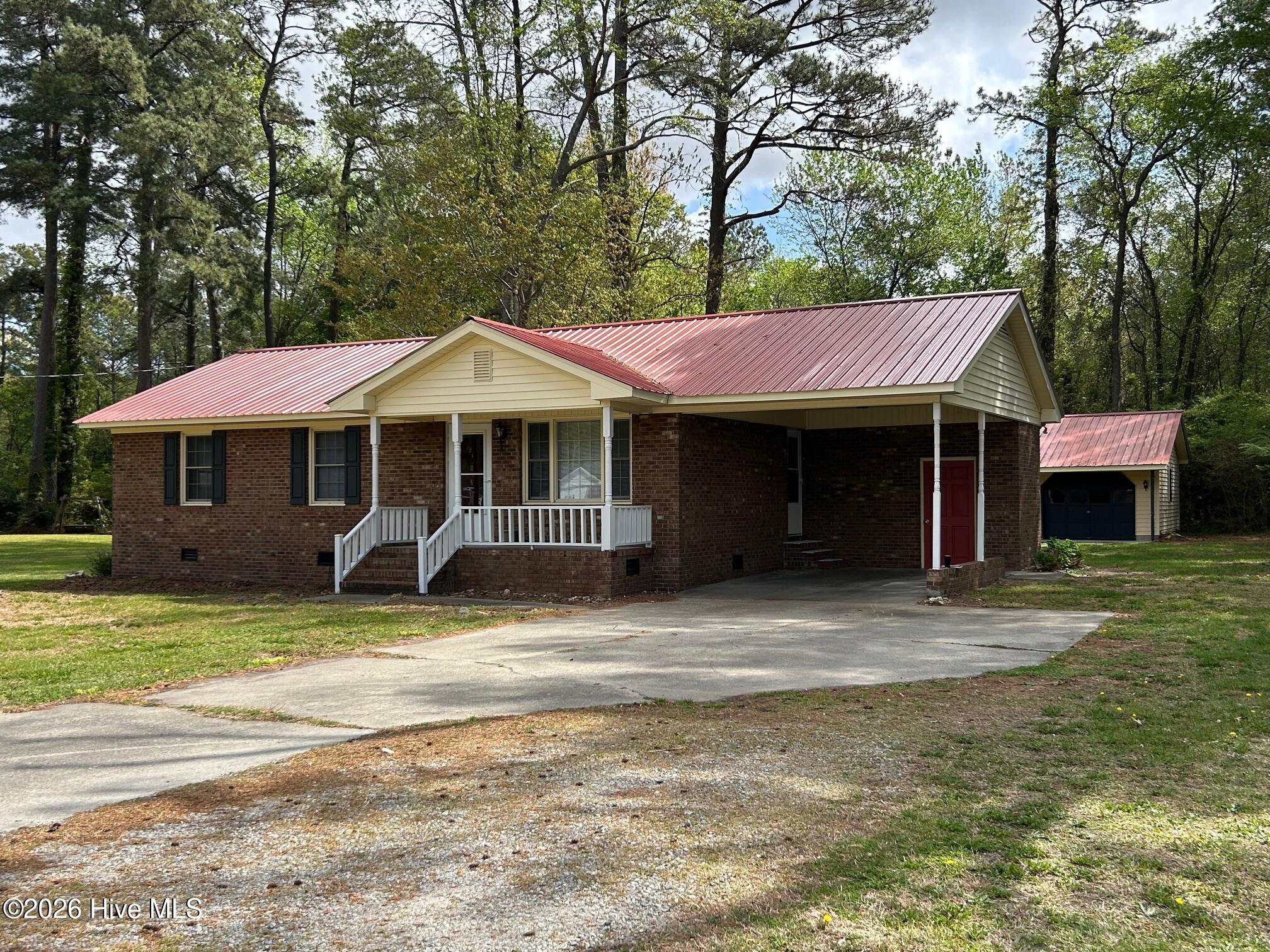 3799 Highway 258 Kinston, NC 28504 - Photo 1 of 32 IMG_7823