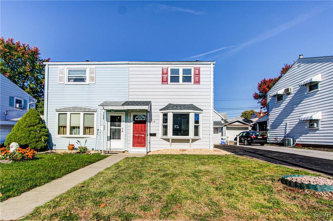 1528 Valley Road Bethlehem, PA 18018 - Photo 2 of 37 Gallery Image 2