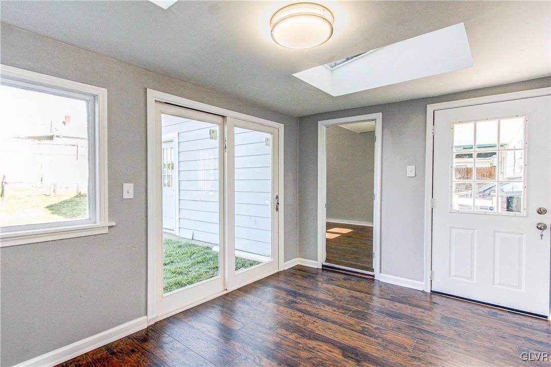 1528 Valley Road Bethlehem, PA 18018 - Photo 21 of 37 Gallery Image 21