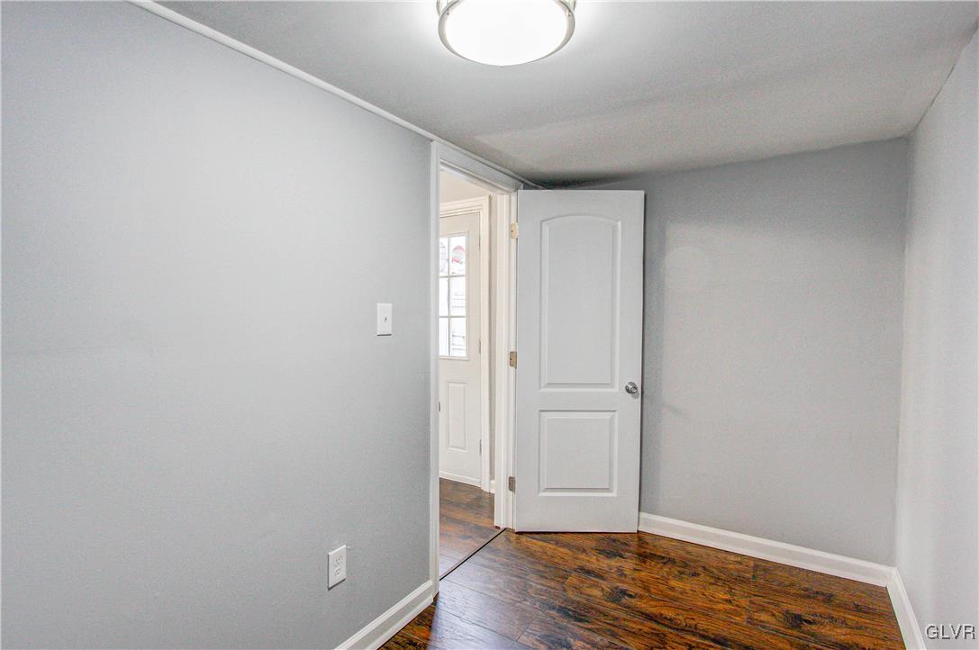 1528 Valley Road Bethlehem, PA 18018 - Photo 29 of 37 Gallery Image 29