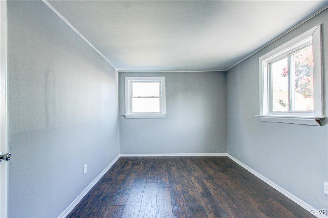 1528 Valley Road Bethlehem, PA 18018 - Photo 31 of 37 Gallery Image 31