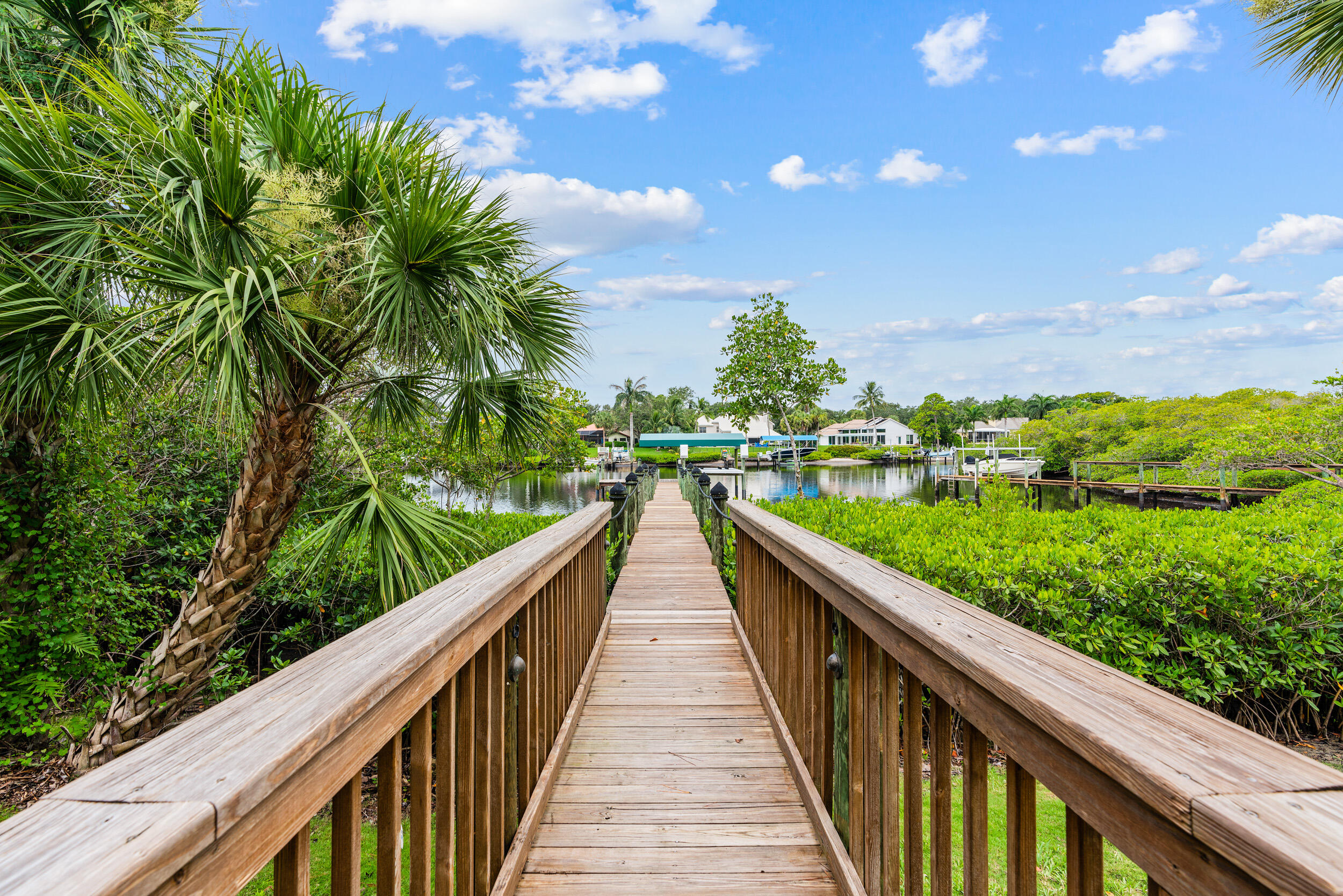 18169 Southeast Ridgeview Drive Tequesta, FL 33469 - Photo 42 of 51 18169 SE Ridgeview Dr-9