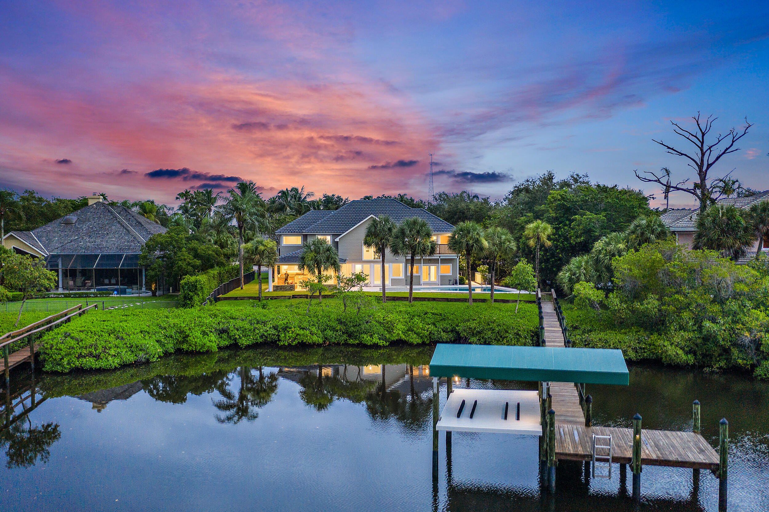 18169 Southeast Ridgeview Drive Tequesta, FL 33469 - Photo 43 of 51 75D8D242-D81F-44A5-8A73-FF6827F7A829
