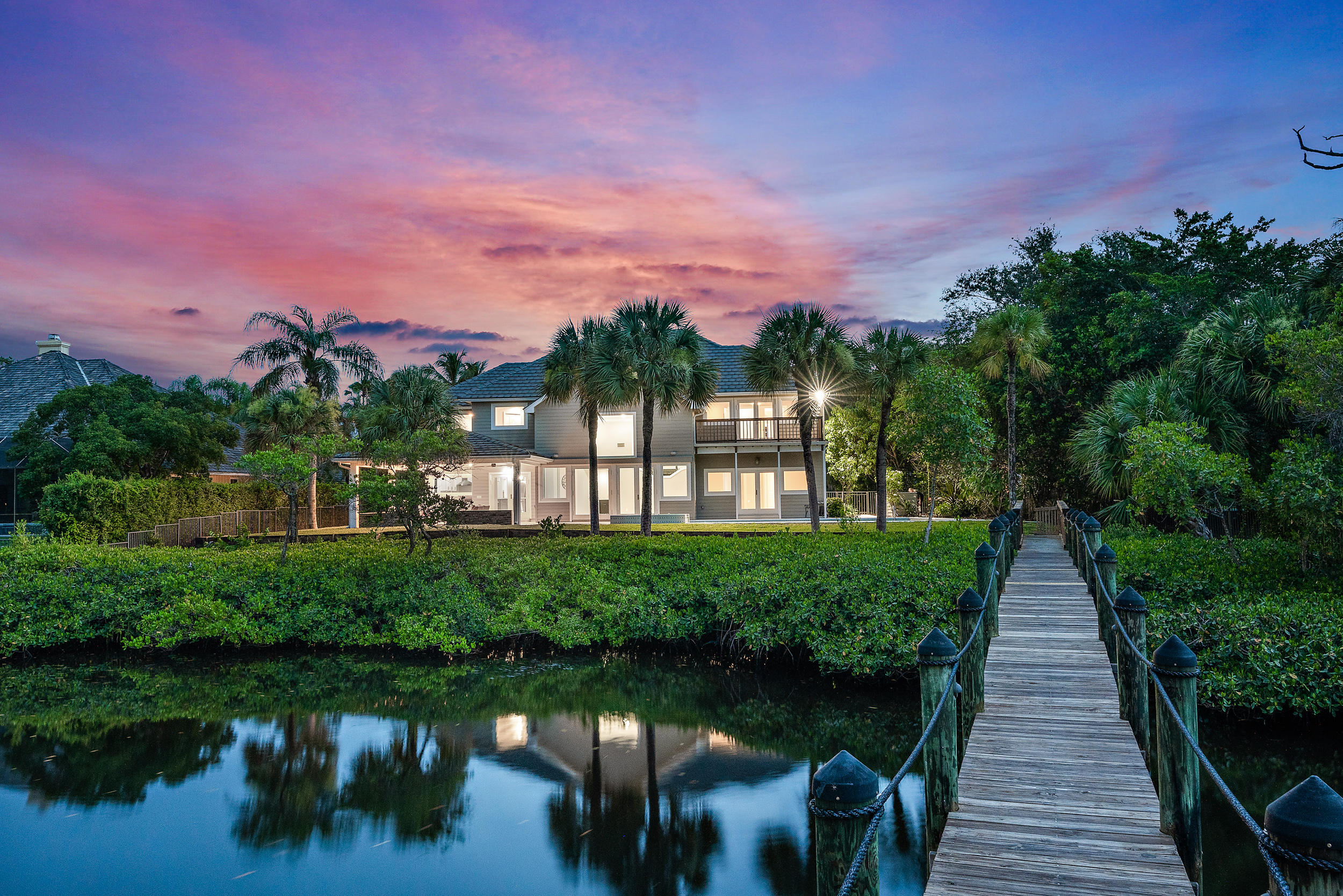 18169 Southeast Ridgeview Drive Tequesta, FL 33469 - Photo 44 of 51 29696340-0588-47A6-8EB3-3493C56FE28B