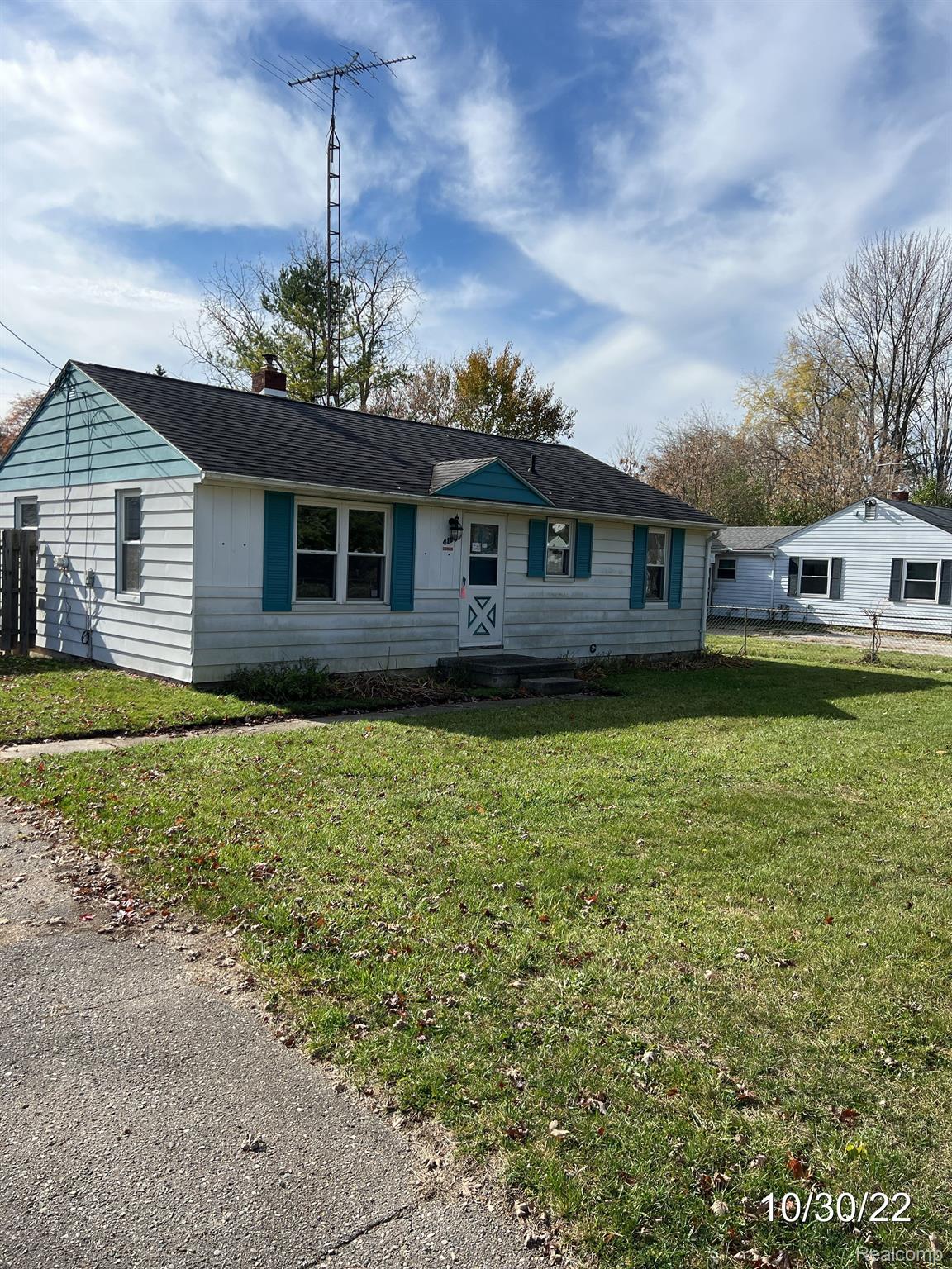 4196 Risedorph Street Burton, MI 48509 - Photo 1 of 12 Gallery Image 1