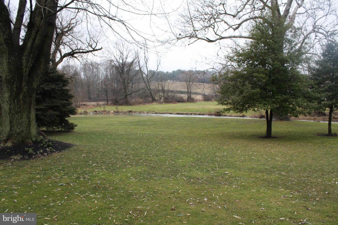 920 Lincoln Road Lititz, PA 17543 - Photo 14 of 17
