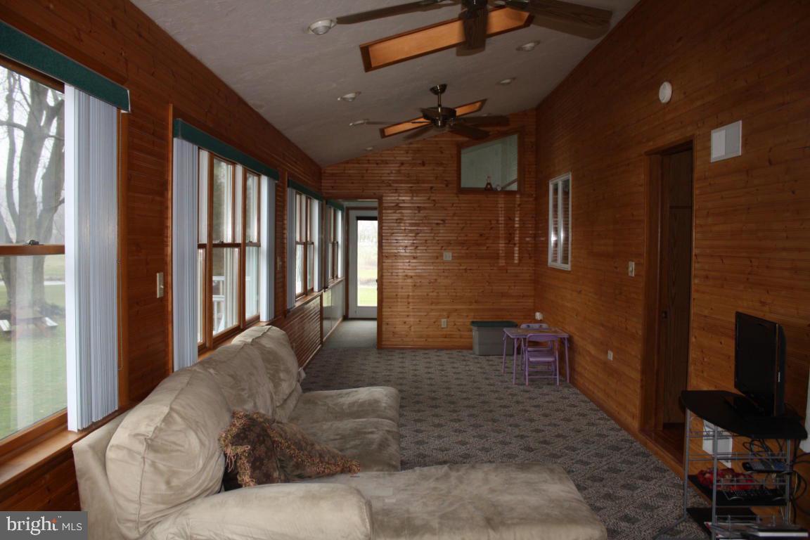 920 Lincoln Road Lititz, PA 17543 - Photo 7 of 17