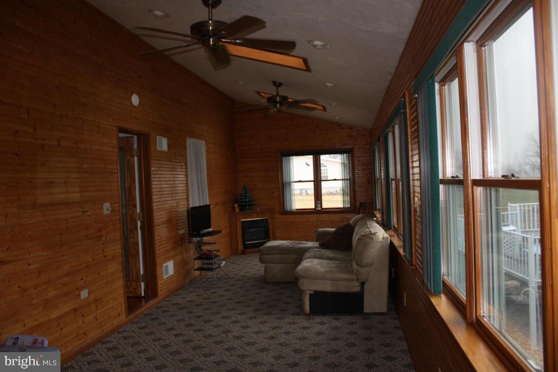 920 Lincoln Road Lititz, PA 17543 - Photo 8 of 17