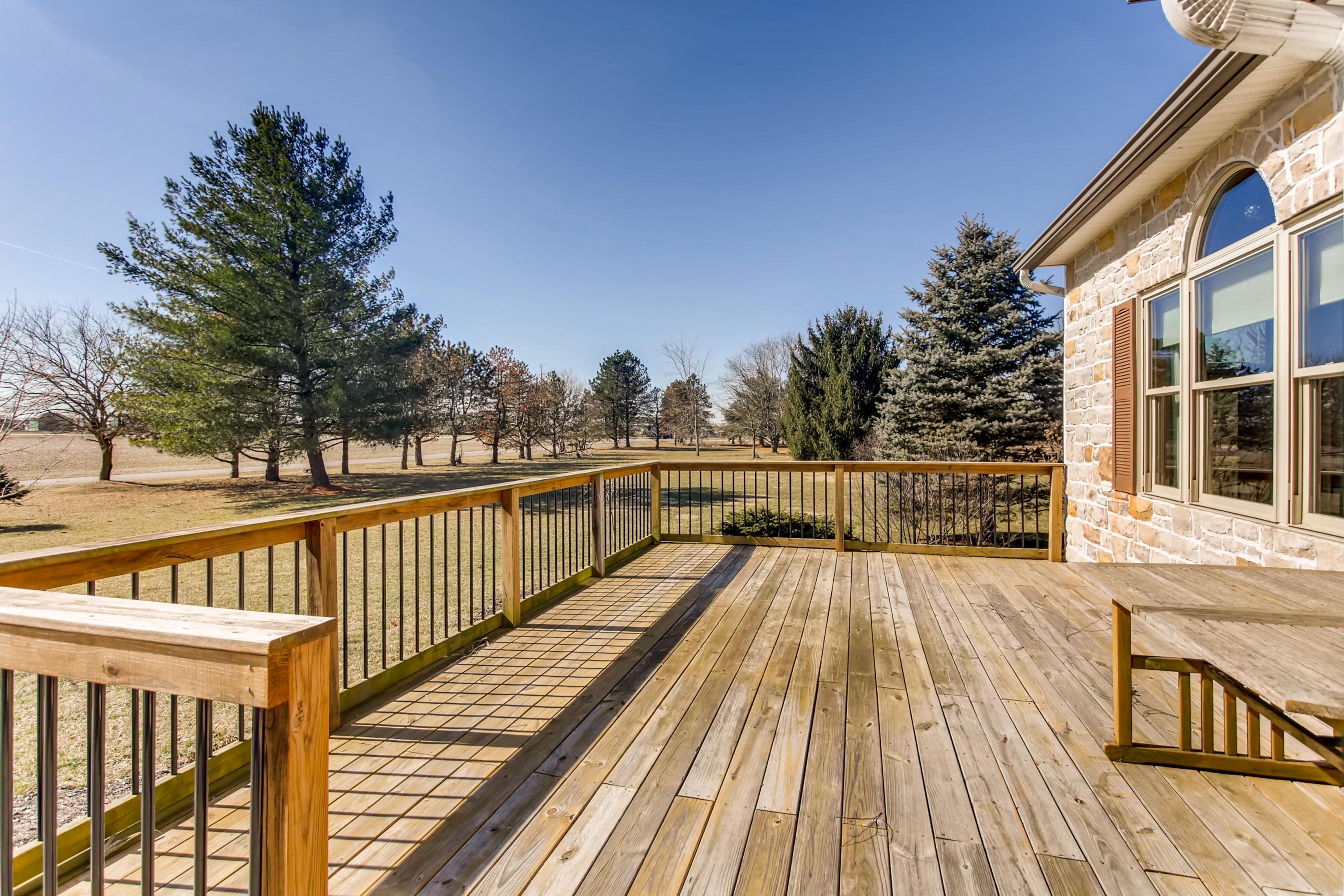 7098 Lane Road Orient, OH 43146 - Photo 6 of 39 Gallery Image 6