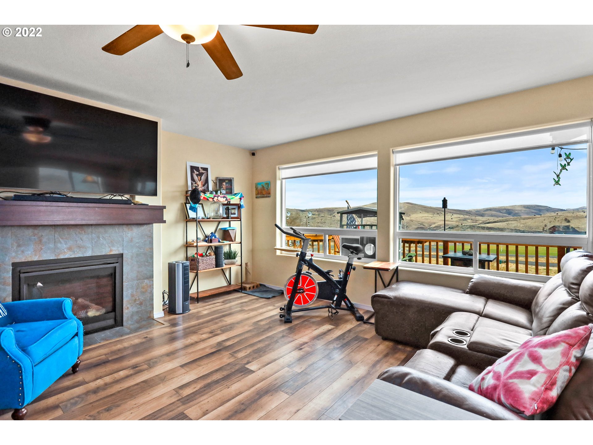 409 Little Lake Road Maupin, OR 97037 - Photo 21 of 32 Gallery Image 21