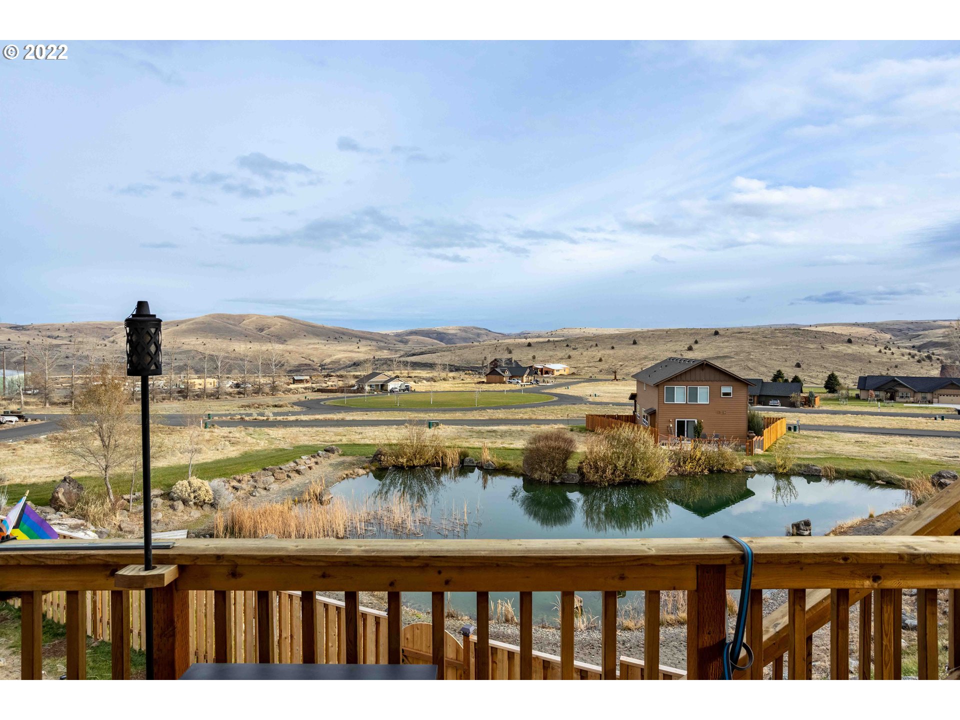 409 Little Lake Road Maupin, OR 97037 - Photo 7 of 32 Gallery Image 7