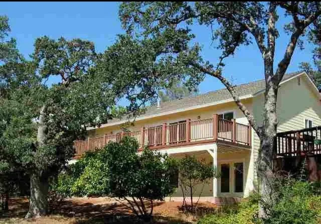 a view of a building