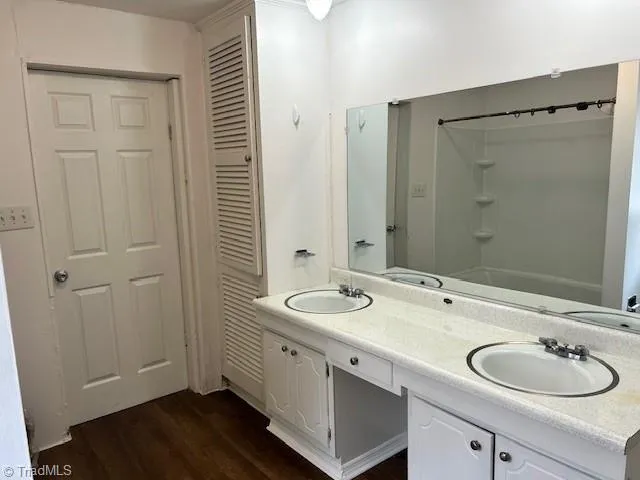 $1,600 | 1703 Walker Avenue, Greensboro, NC 27403