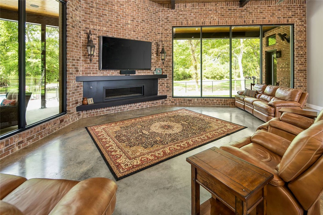 2900 East Embers Court Bryan, TX 77808 - Photo 9 of 48