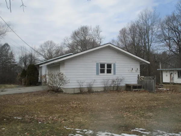 $312,000 | 2371 Union Street, Hermon, ME 04401