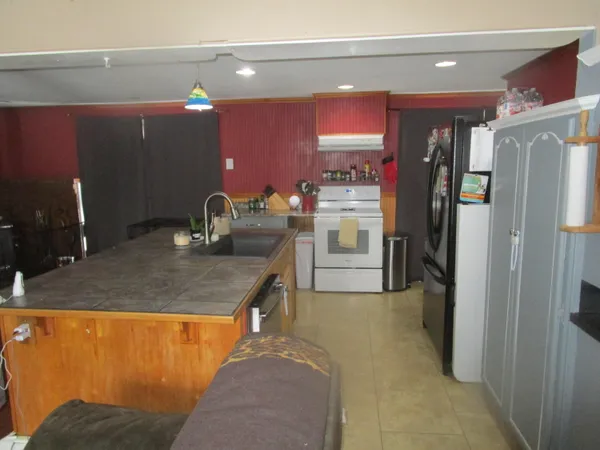 $312,000 | 2371 Union Street, Hermon, ME 04401