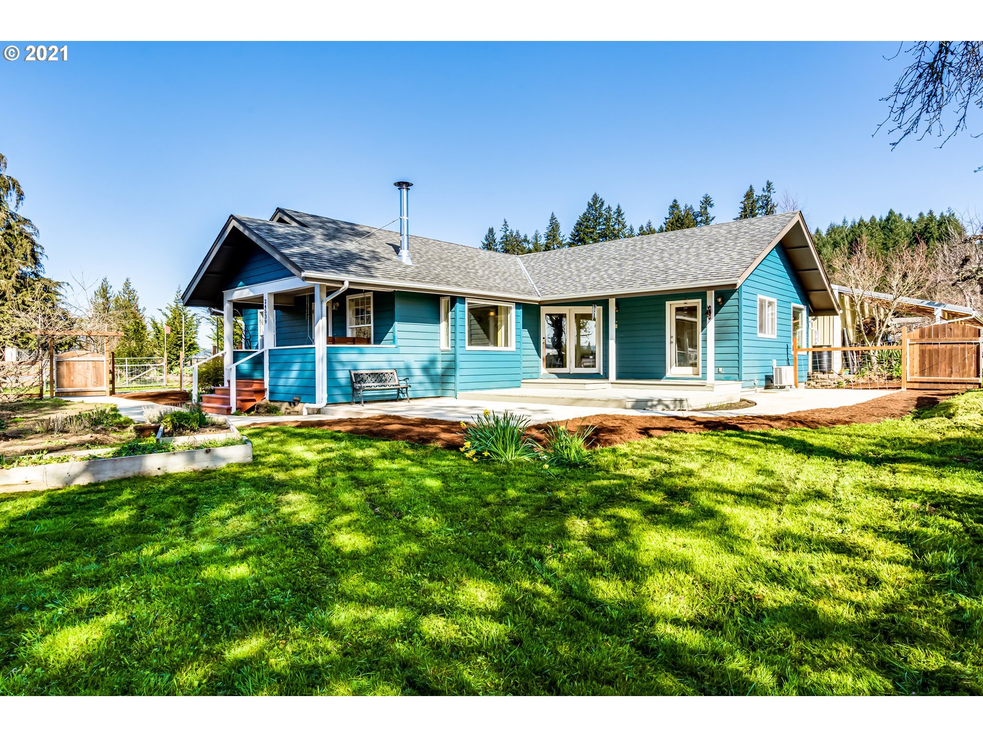 24539 Vaughn Road Veneta, OR 97487 - Photo 2 of 32 Gallery Image 2