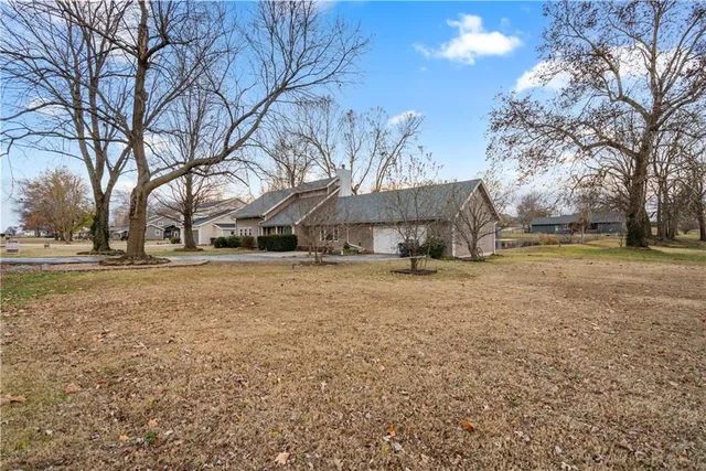 $297,500 | 3029 Majestic Drive, Independence, KS 67301