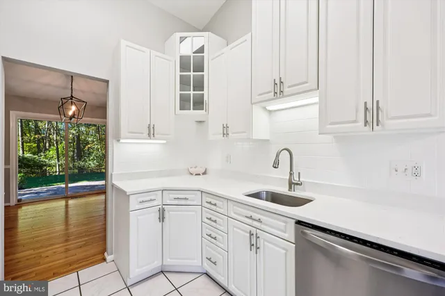 $1,165,000 | 11452 Beechgrove Lane, Potomac, MD 20854