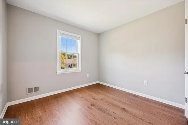 $1,165,000 | 11452 Beechgrove Lane, Potomac, MD 20854