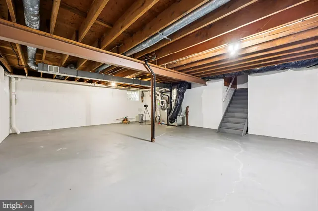 $1,165,000 | 11452 Beechgrove Lane, Potomac, MD 20854