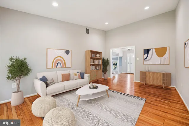 $1,165,000 | 11452 Beechgrove Lane, Potomac, MD 20854