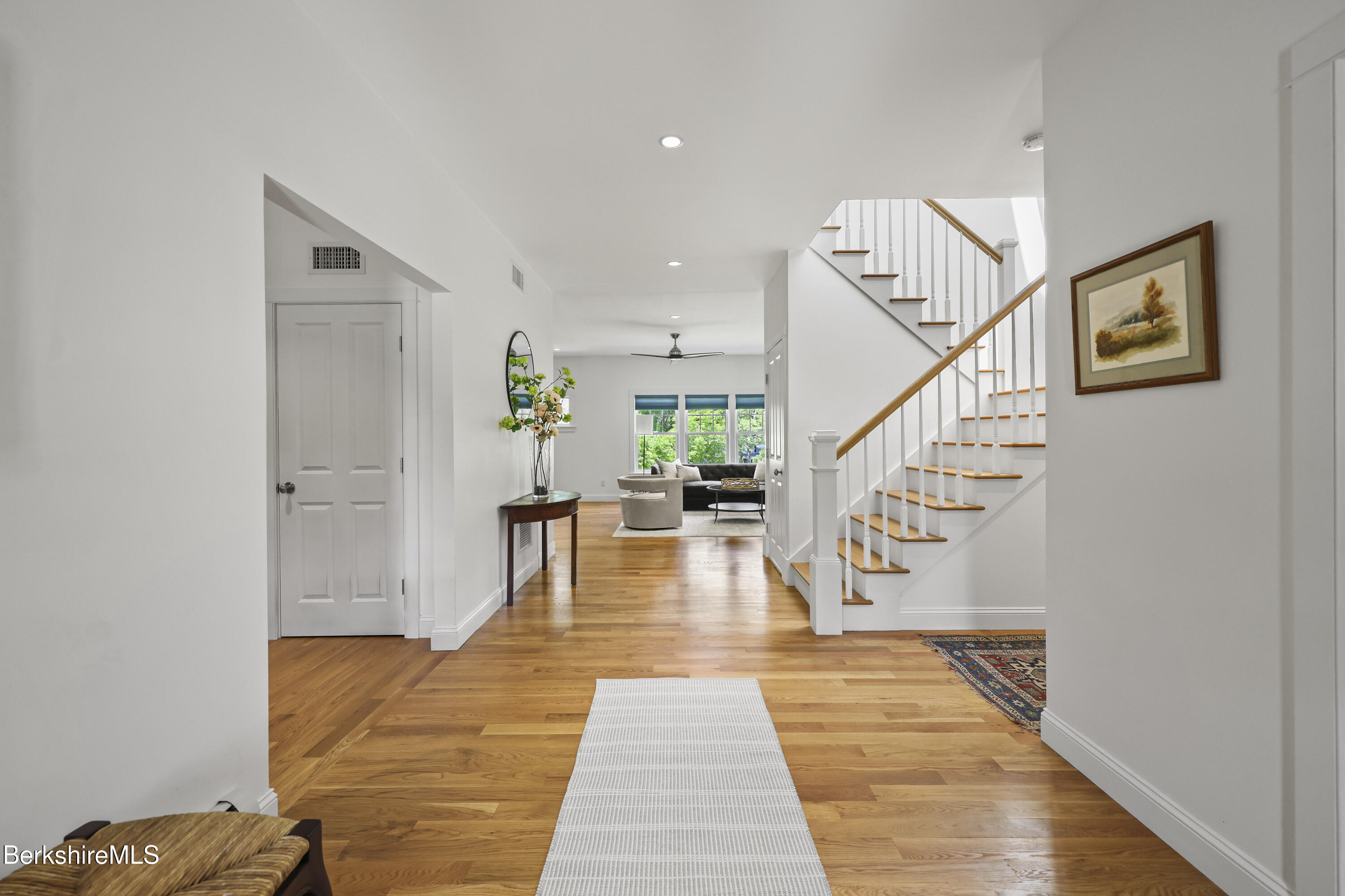 10 Sheffield Road Egremont, MA 01230 - Photo 3 of 45 37 Foyer