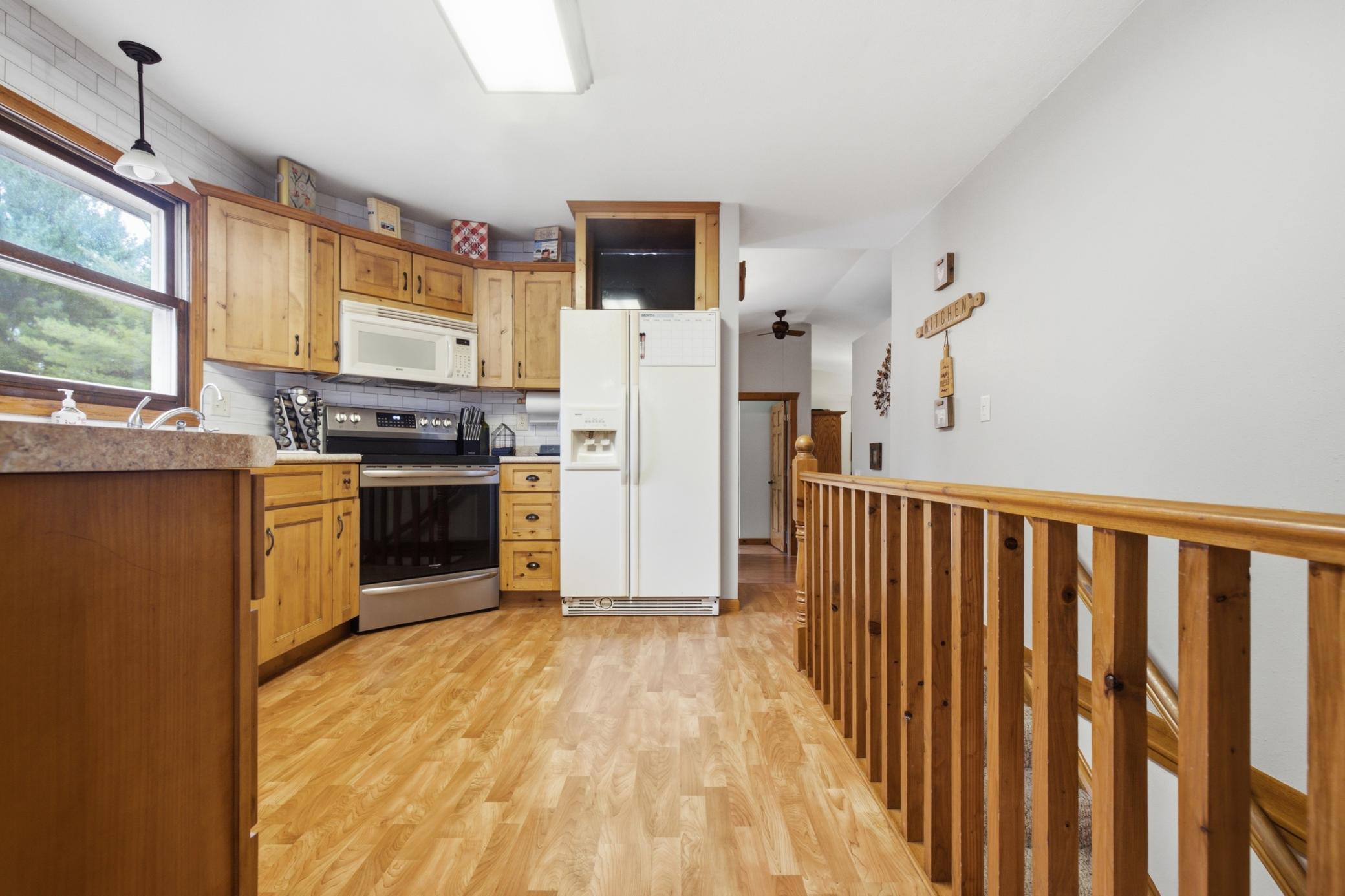 3339 Bluebird Road Cushing, MN 56443 - Photo 7 of 48