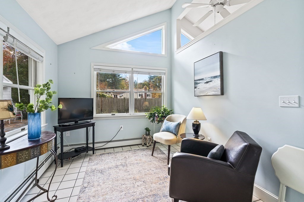 18 Lee Road North Reading, MA 01864 - Photo 15 of 39 Gallery Image 15