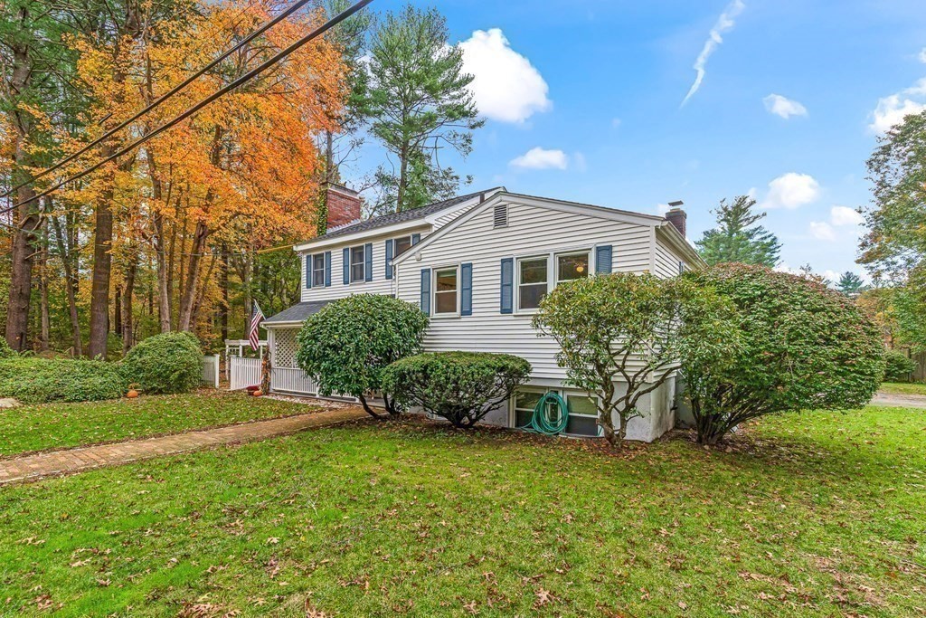 18 Lee Road North Reading, MA 01864 - Photo 34 of 39 Gallery Image 34