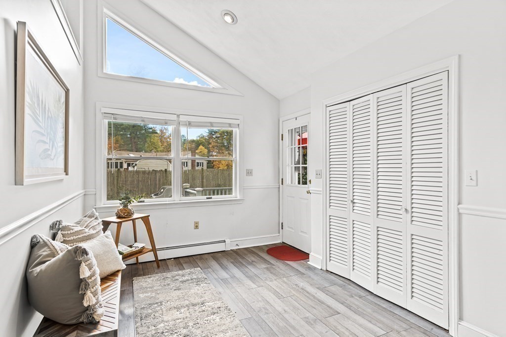 18 Lee Road North Reading, MA 01864 - Photo 5 of 39 Gallery Image 5