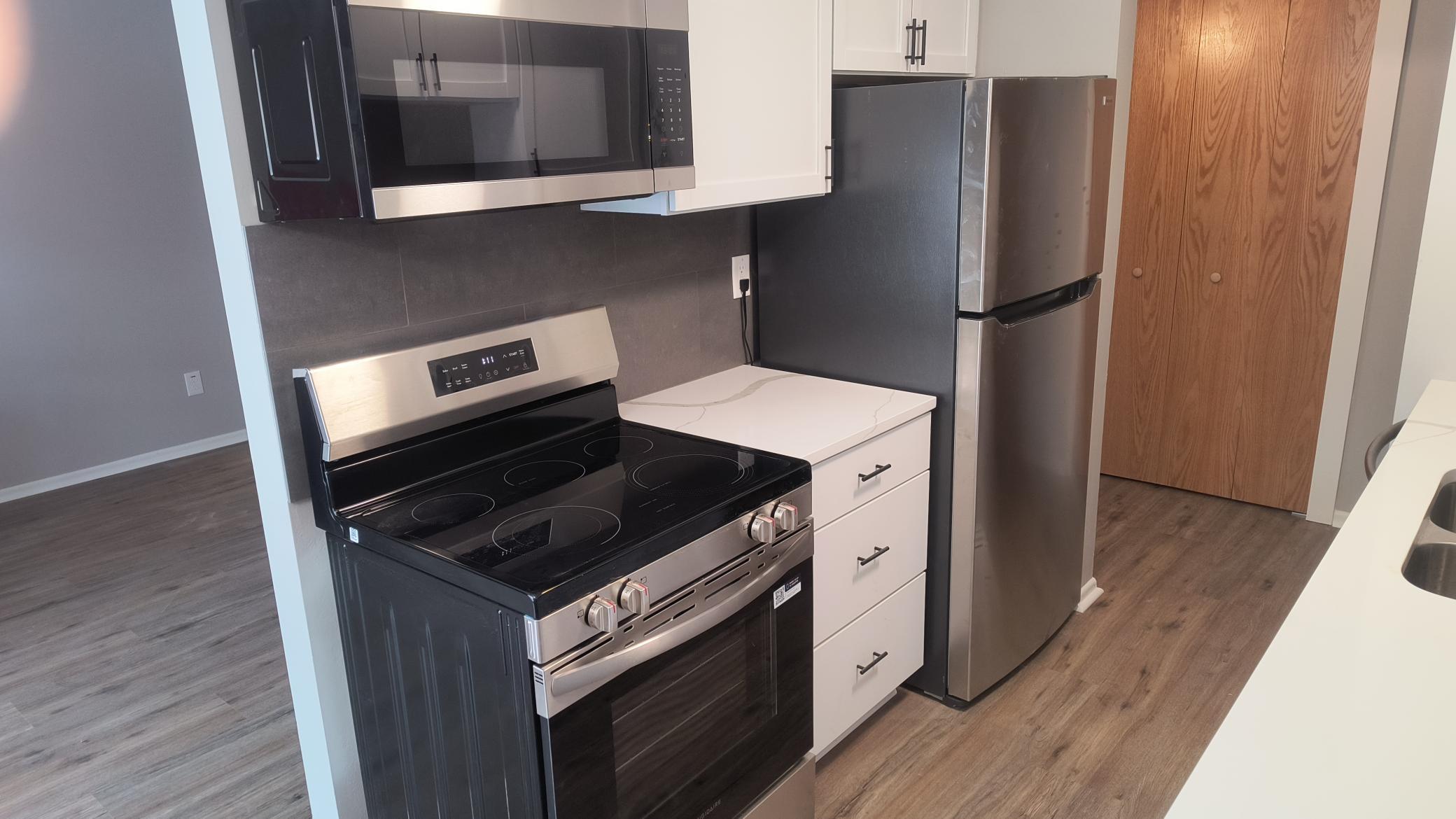 4630 Cedar Lake Road South, Unit 2 Minneapolis, MN 55416 - Photo 2 of 8