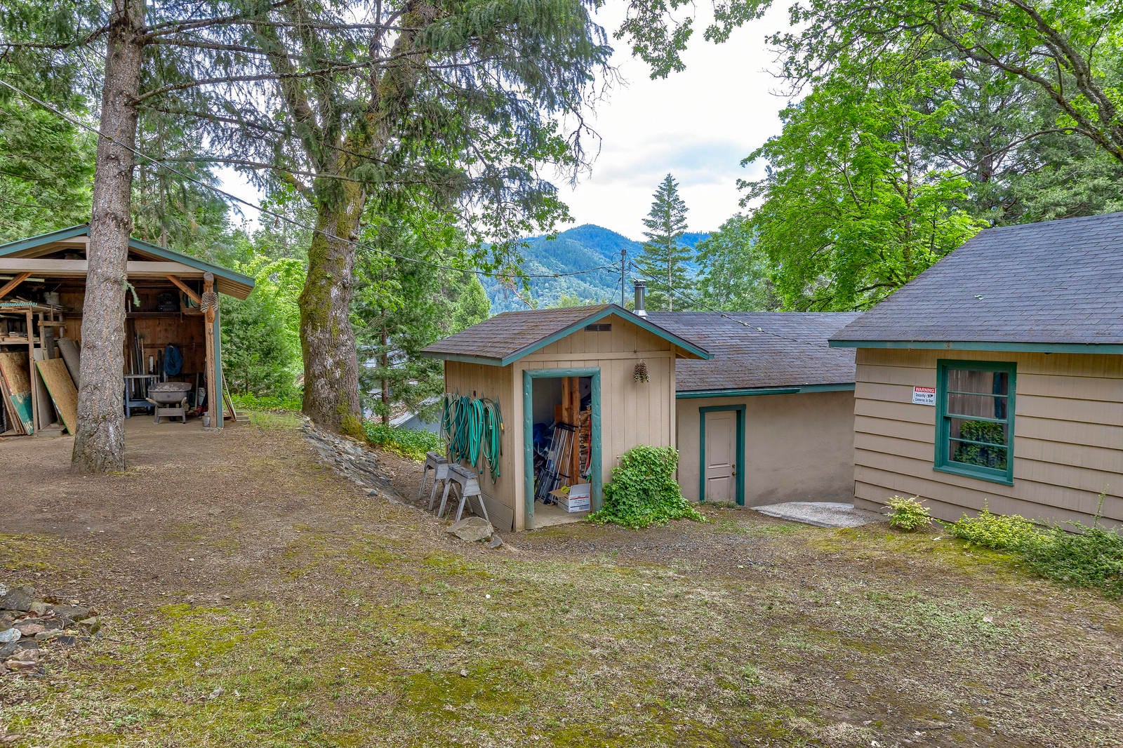 5124 North River Road Gold Hill, OR 97525 - Photo 22 of 26 W