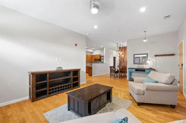 $385,000 | 863 Flynn Street, Unit 104, Chattanooga, TN 37403