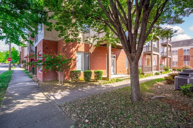 $385,000 | 863 Flynn Street, Unit 104, Chattanooga, TN 37403