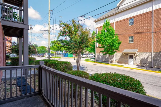 $385,000 | 863 Flynn Street, Unit 104, Chattanooga, TN 37403