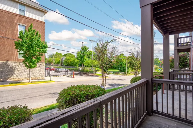 $385,000 | 863 Flynn Street, Unit 104, Chattanooga, TN 37403