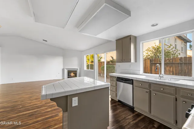 $410,000 | 125 Gaitano Drive, Palmdale, CA 93550