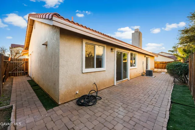 $410,000 | 125 Gaitano Drive, Palmdale, CA 93550