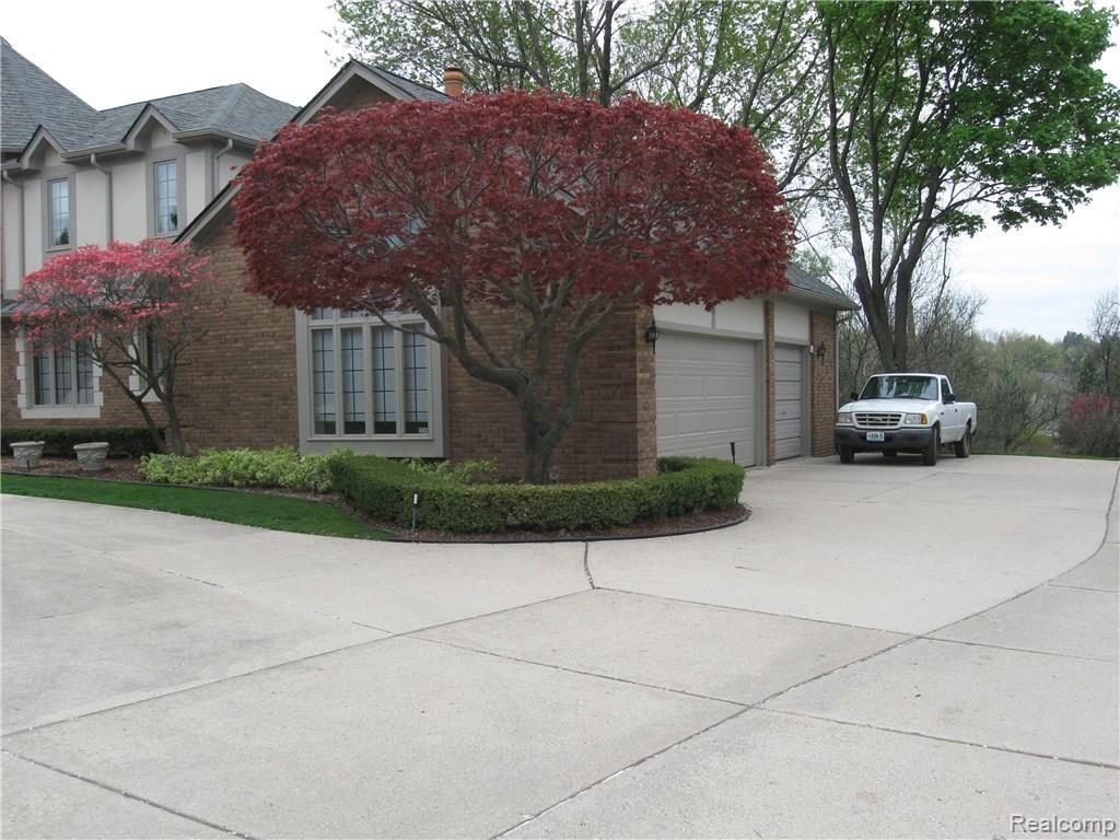 2437 Munster Road Rochester Hills, MI 48309 - Photo 46 of 47