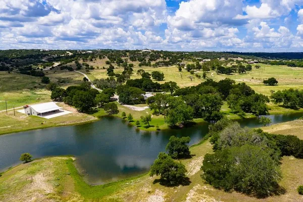 $9,795,000 | 339 Henderson Branch Road West, Ingram, TX 78025