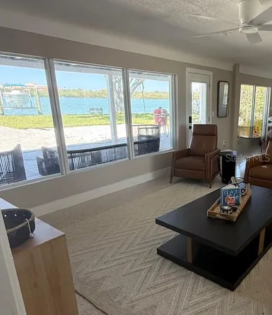 $1,800,000 | 584 Crystal Drive, Madeira Beach, FL 33708